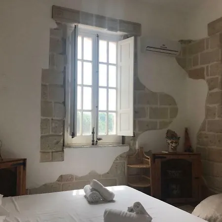Casa Stornello Case Canini